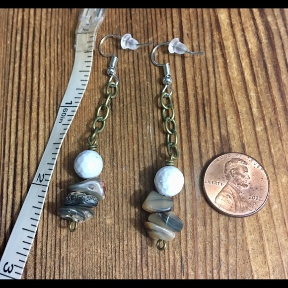 * Ladies Shell Dangle Earrings.  Handmade Ladies Earrings - Picture 3 of 3